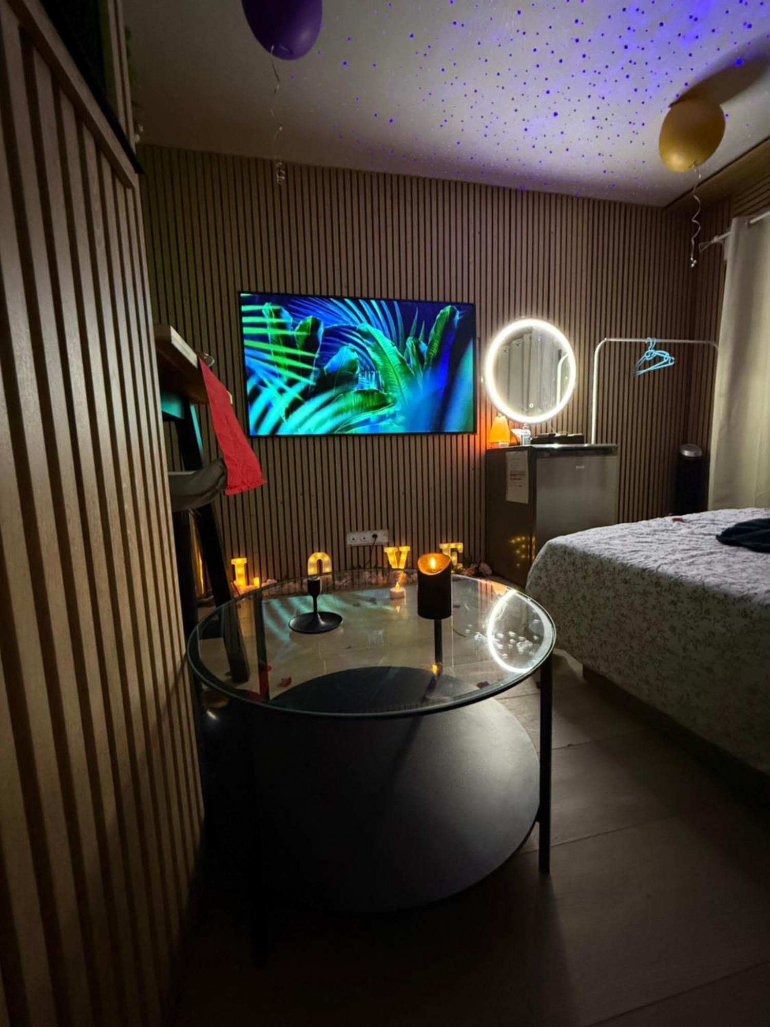Love Room Nantais Nantes Exterior photo