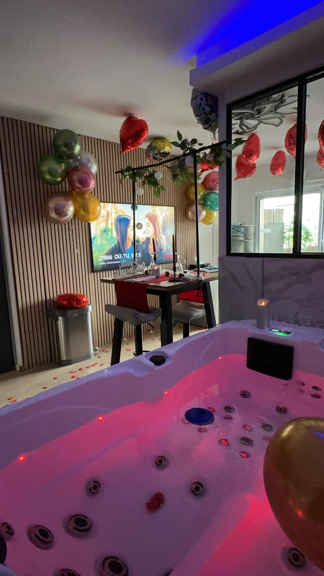 Love Room Nantais Nantes Exterior photo